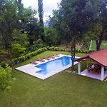 Stara Kuca Estate * Ljubuški