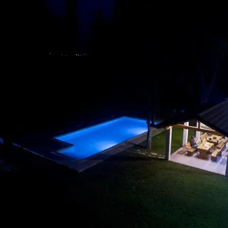 Stara Kuca Estate Villa