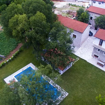 Stara Kuca Estate Villa *