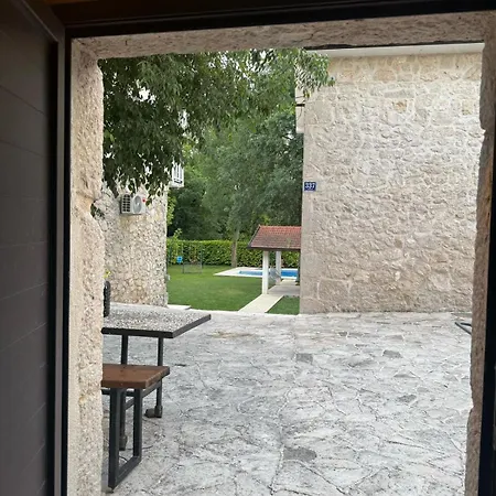 Stara Kuca Estate Villa