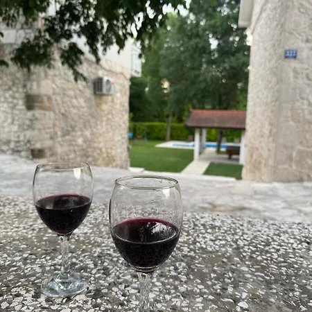 Stara Kuca Estate Villa *