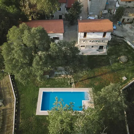 Stara Kuca Estate * Ljubuški