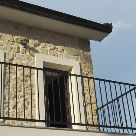 فيلة Stara Kuca Estate يوبوسكي