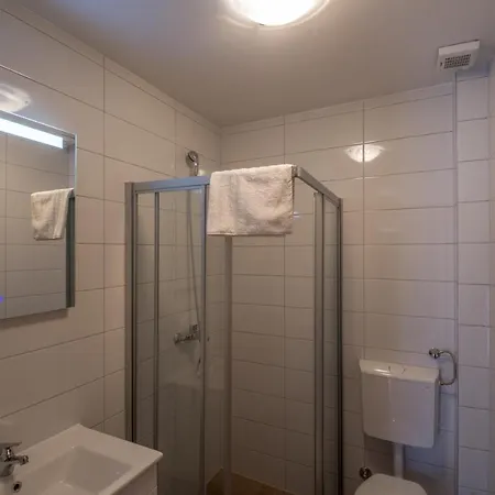 Stara Kuca Estate * Ljubuški